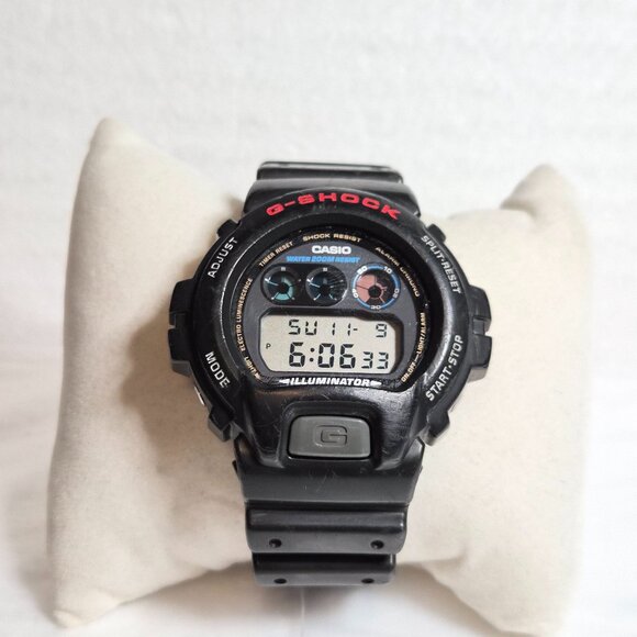 Casio G Shock Black and red - Picture 1 of 12